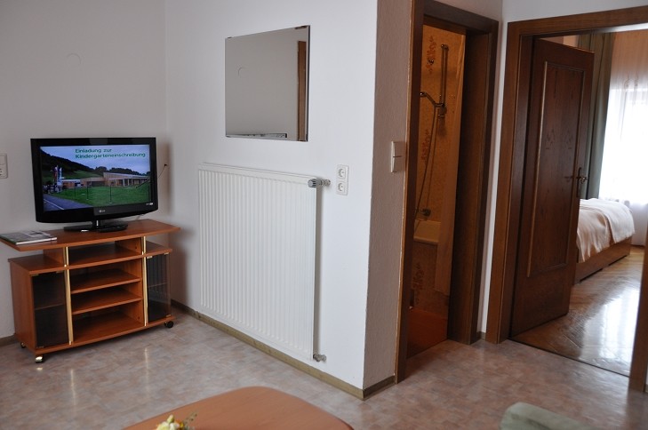 Zimmer 6, Wohnraum